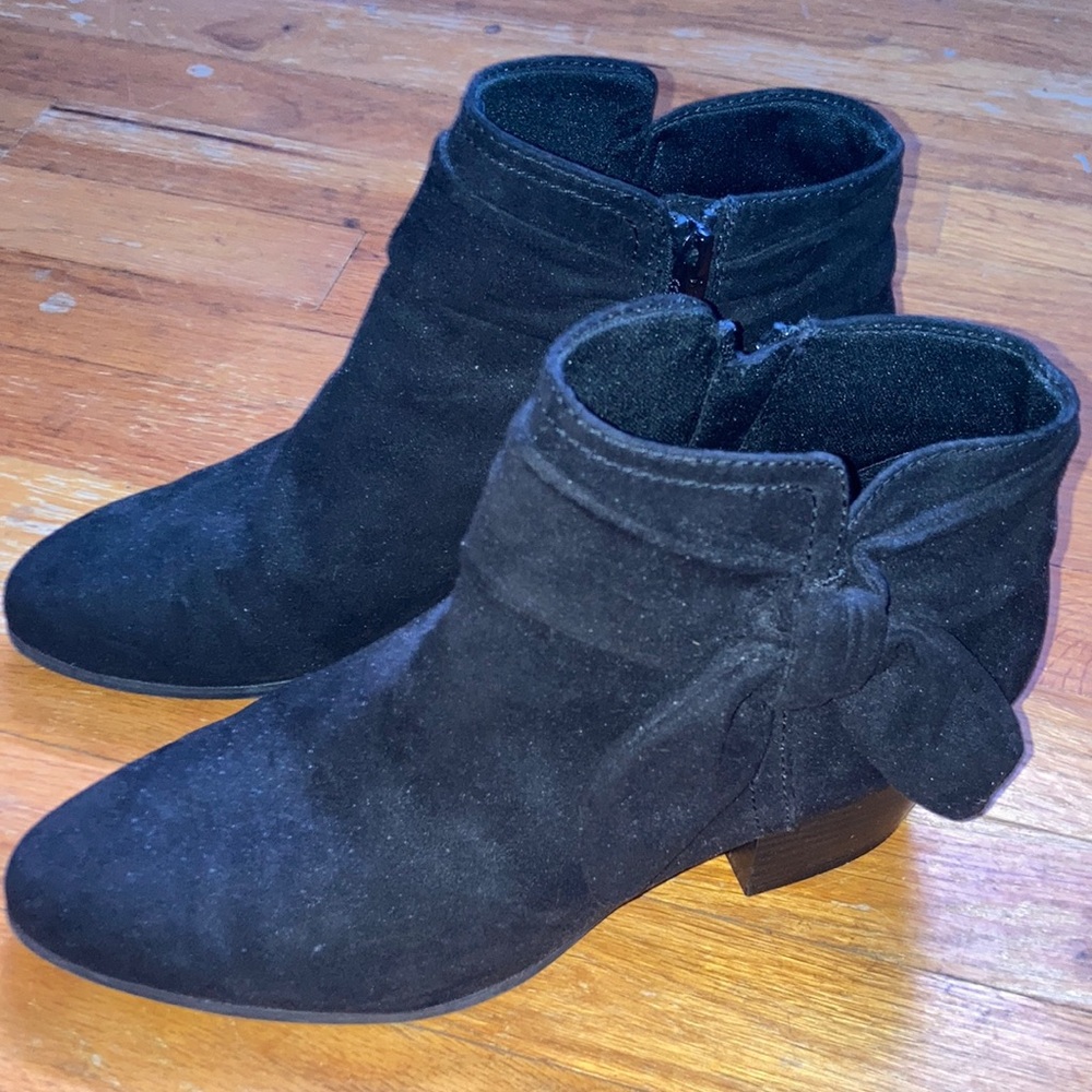 Women’s OLD NAVY Black Faux Suede Bow Ankle Boots Size 8 Good Condition
